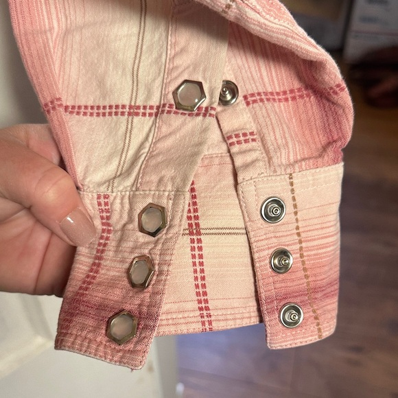 Vintage Bit & Bridle Pink embroider Plaid Western Shirt size large pearl snaps - Picture 4 of 6